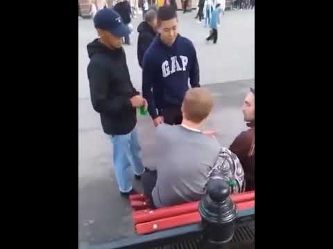 Драка Узбеки против Русских. Узбекский пацаны хотели помогать Старшему. Быдло на улице.