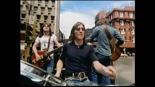 AC/DC - it&#39;s a long way to the top (if you wanna rock and roll) sub español
