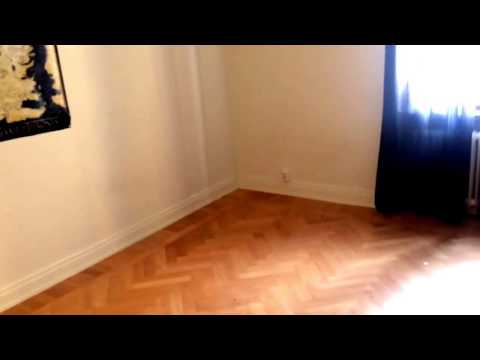 Day 221 365 An empty room awaits its couch