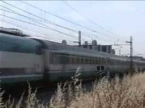 Intercity Murge Crotone Milano,con al traino una E444 fresca di revisione