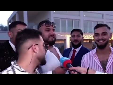 Prodamo burek i jogurt😂