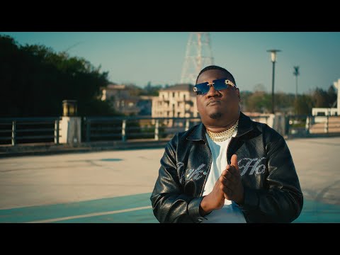 Kiss B Sai Baba feat Flex Awe!!! (Bamo Abanensu)