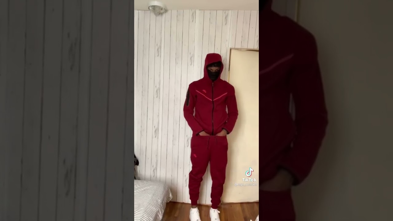 Which Nike tech is the best colour way