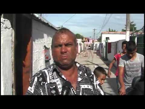 Fëmijët romë nuk shkojnë në shkollë, kanë mungesë të librave - Ora News - Lajmi i fundit