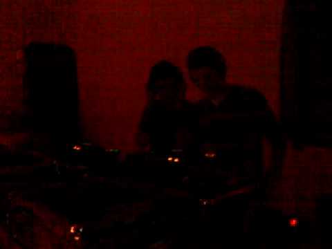 Dj Gemeliyo & Borja Delgado @ R3E x Haiti - Fliying free -.MP4