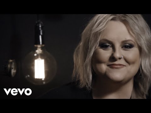 Lyn Bowtell - I Won't Do That Again (Official Music Video)