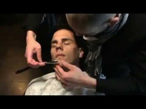 Hot towel shave @bendotti barbershop