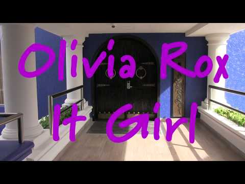 Olivia Rox - Original Song It Girl (Lyric Video)