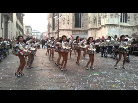 Sambos de corazon 2016 _ carnaval ambrosiano Milano _ italia