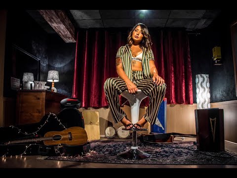 Daffne - Cansei ( Official Music Video)