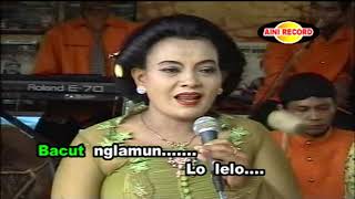 Download lagu Bu Ngadini - Orek Orek [Marsudi Laras Vol 2] mp3