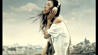 tokimonsta - lucid walking (midnight menu )