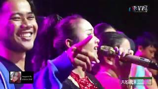 Download lagu Dirangkul Nyingkur - Arshinta Dewi - NAELA NADA Live Gebang Kulon mp3 Download lagu Dirangkul Nyingkur - Arshinta Dewi - NAELA NADA Live Gebang Kulon mp3