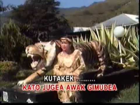 Rita Yohana : Kutakek Tinggai (Lagu Daerah Kerinci)