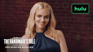 One Burning Question : Does June Have a New Daughter? avec Madeline Brewer (VO)