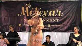 Download lagu Janur Koneng (Hj.Dody Mansyur)Cover #laras ayu #koplo #bajidors #liveversion mp3 Download lagu Janur Koneng (Hj.Dody Mansyur)Cover #laras ayu #koplo #bajidors #liveversion mp3