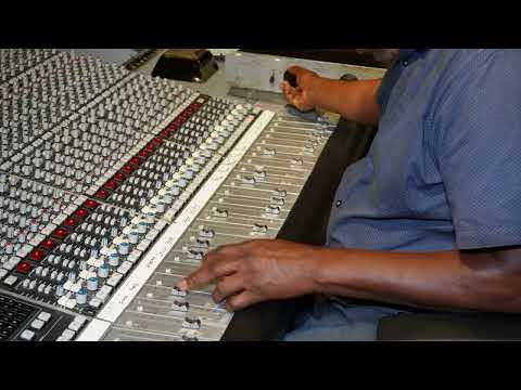 Scientist feat. Suppah Smokah - Fight Dub