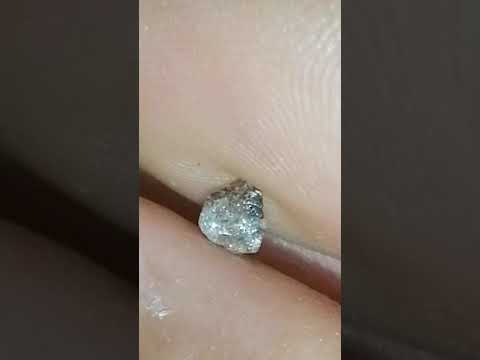 Rough diamond images.