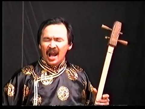 TUVA—Kaigal-ool Khovalyg Tuvan throat singing performance—Khöömei Festival 1998 part 15