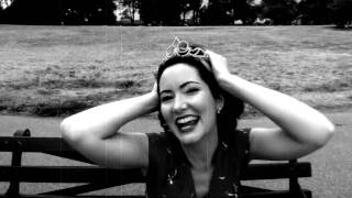 Welcoming international award-winning performer later this month