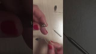 How to change a Phonak receiver wire