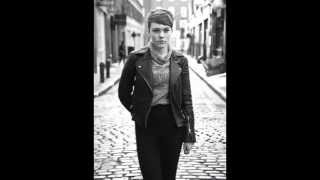 Chlöe Howl - Bad Dream (Audio)