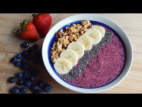 Berry Smoothie Bowl Recipe | Breakfast Recipes | The Sweetest Journey