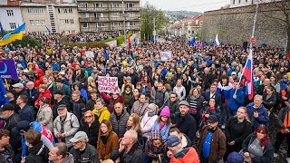 Proteste in Bratislava gegen Ficos Plan zur Abschaffung der Auslandswahl