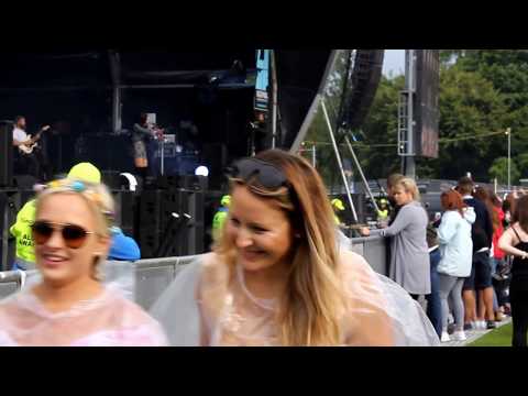 Naughty Boy ft. Kyla | LIVE CONCERT | Should've Been Me | LIMF 2017 | Music Festival Vlog