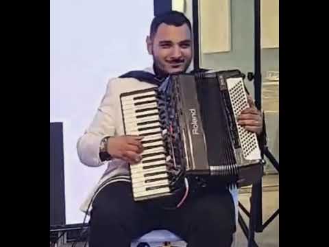 Promotional video thumbnail 2 for ORLANDO DOREL - ACCORDION PLAYER