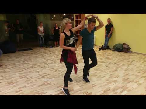 Vuelta Salsa - Juana la Italiana