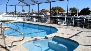 preview picture of video 'Spacious Pool Home on Deep Waterfront - 5016 Southshore in Gulf Harbors'