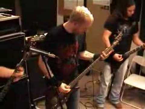 Coldworker - Identify with the aggressor (rehearsal) online metal music video by COLDWORKER