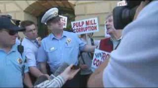 Cundall offered free legal help after arrest