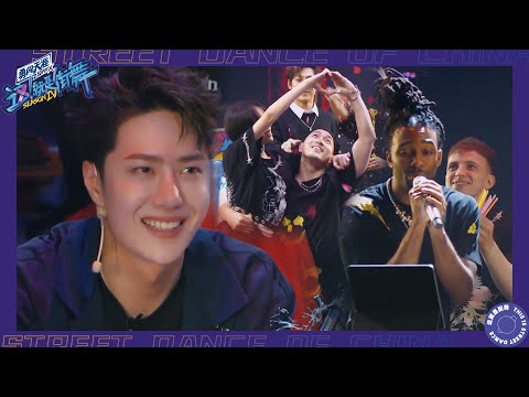 Wang Yibo smiled so sweetly when he saw foreign contestants singing love songs