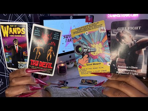 AQUARIUS ♒️ SOMEONE IS DETERMINED TO TAKE YOUR PLACE 👑👿