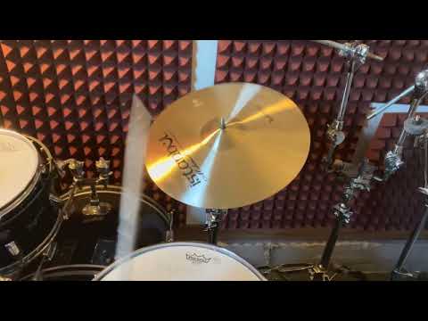 Istanbul Mehmet Traditional Paper Thin 16” Crash 898g SOLD