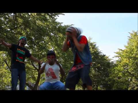 12) DENG NO MANG BEGRIJP MI! VUURE fT BOMA. Amneh Shine "City Glow"