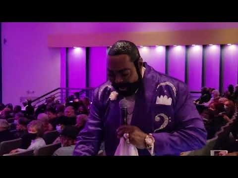 Jourdan Carroll's Tribute to Barry White singing "You Turn My Whole World Around" at Harmony Hall.