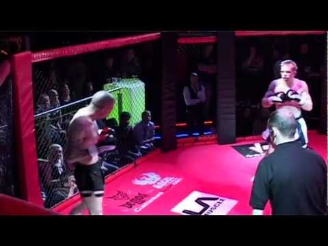 CLAN WARS 9 - K1 KICKBOXING - Peter Wilson VS Decky Dalton