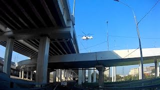 preview picture of video 'Вертолет Ка-32 над МКАД (19 сентября)'