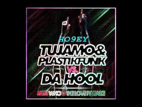 Tujamo Plastik Funk Vs  Da Hool Meet WHO at the Love Parade