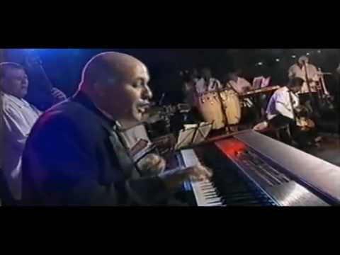 SOLO DE PIANO  JUAN CARLOS ALFONSO CON LA REVE  45 aniv