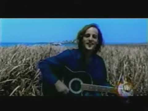 Federico Vega - Este Mundo Gira (Video Oficial)