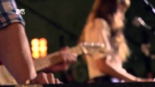 In the morning (Mallu Magalhães)