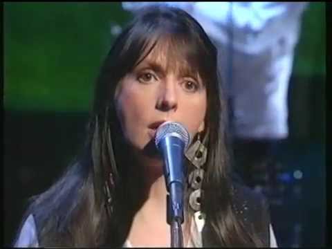 Clannad "I Will Find You" live on Jools Holland 9th July 1993