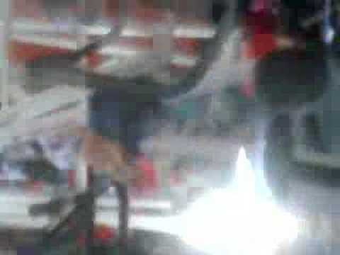 Andressa Soares a Mulher Melancia dançando na academia