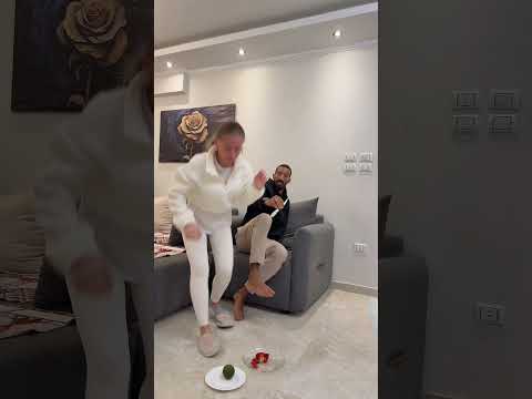 لما ضيف يجيلك فى وقت غير مناسب 🤦🏻‍♂️🙆‍♀️🤣