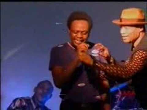 Koffi Olomide & Quartier Latin live: Gros Bebe (vocaux)