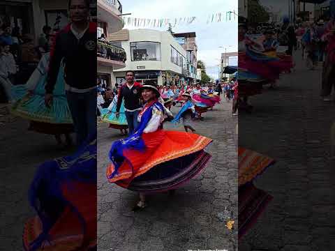 Desfile folklórico Pillaro Tungurahua Ecuador #danza #cultura #tradicion #ecuador #parati